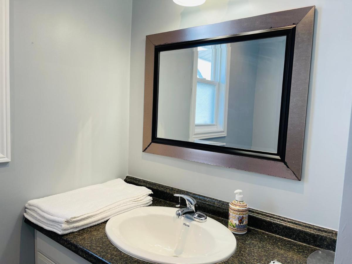 A1 Holiday Family House Niagara Falls Ngoại thất bức ảnh